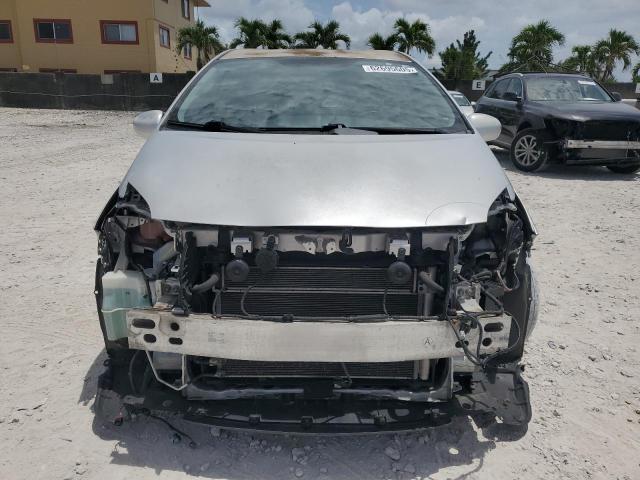  TOYOTA PRIUS 2014 Srebrny
