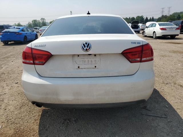  VOLKSWAGEN PASSAT 2014 Biały