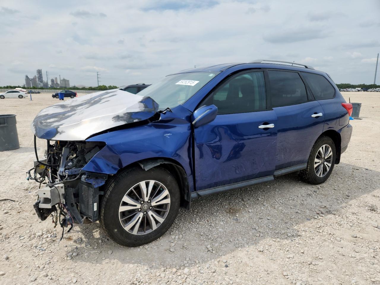 2017 Nissan Pathfinder S for Sale in New Braunfels, TX - All Over