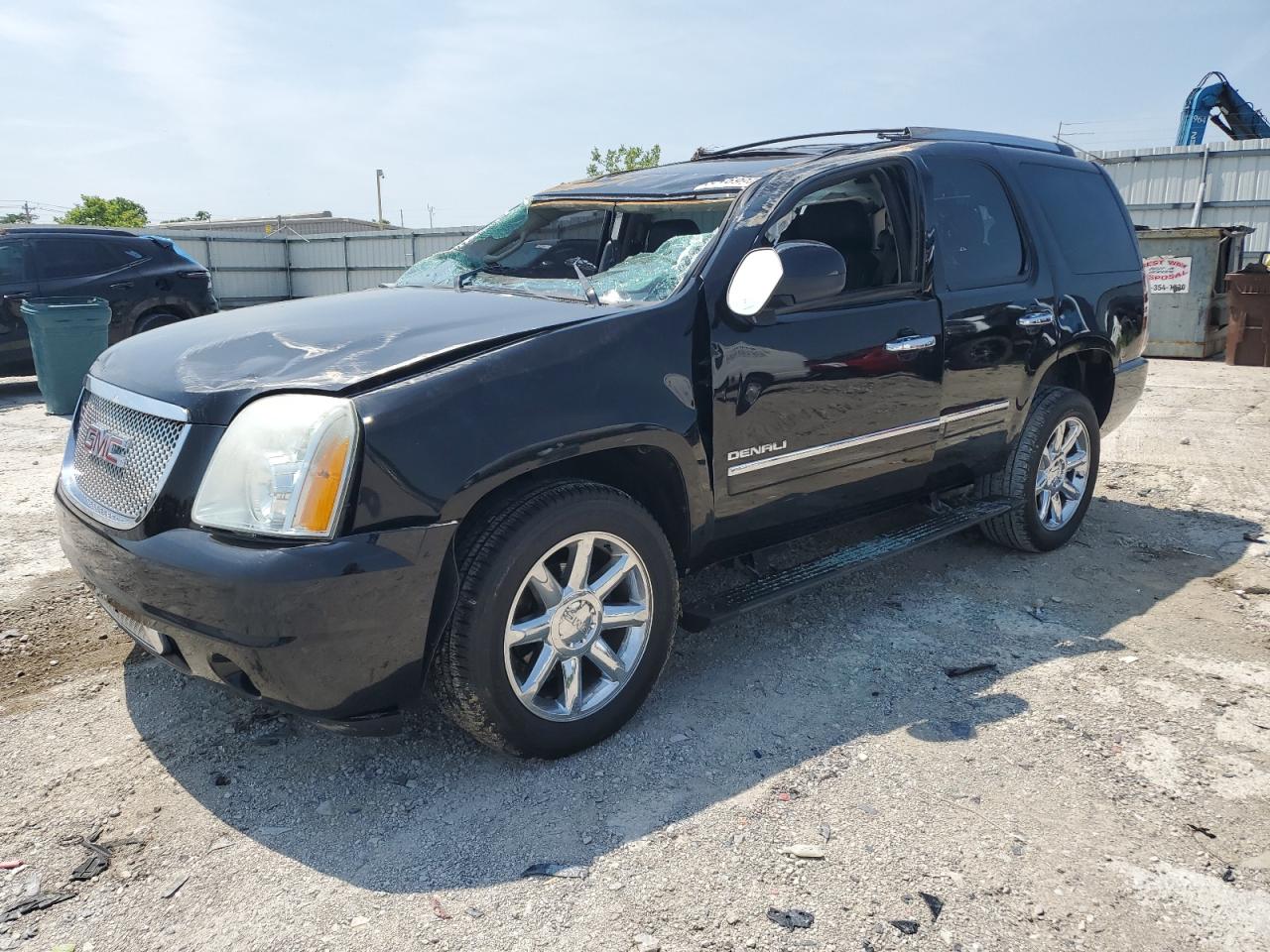 2011 Gmc Yukon Denali იყიდება Walton-ში, KY - Rollover