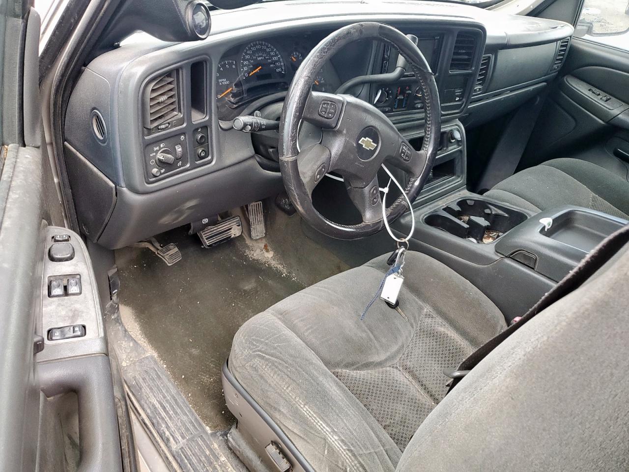2004 Chevrolet Silverado C1500 VIN: 1GCEC14T64Z226603 Lot: 62922365