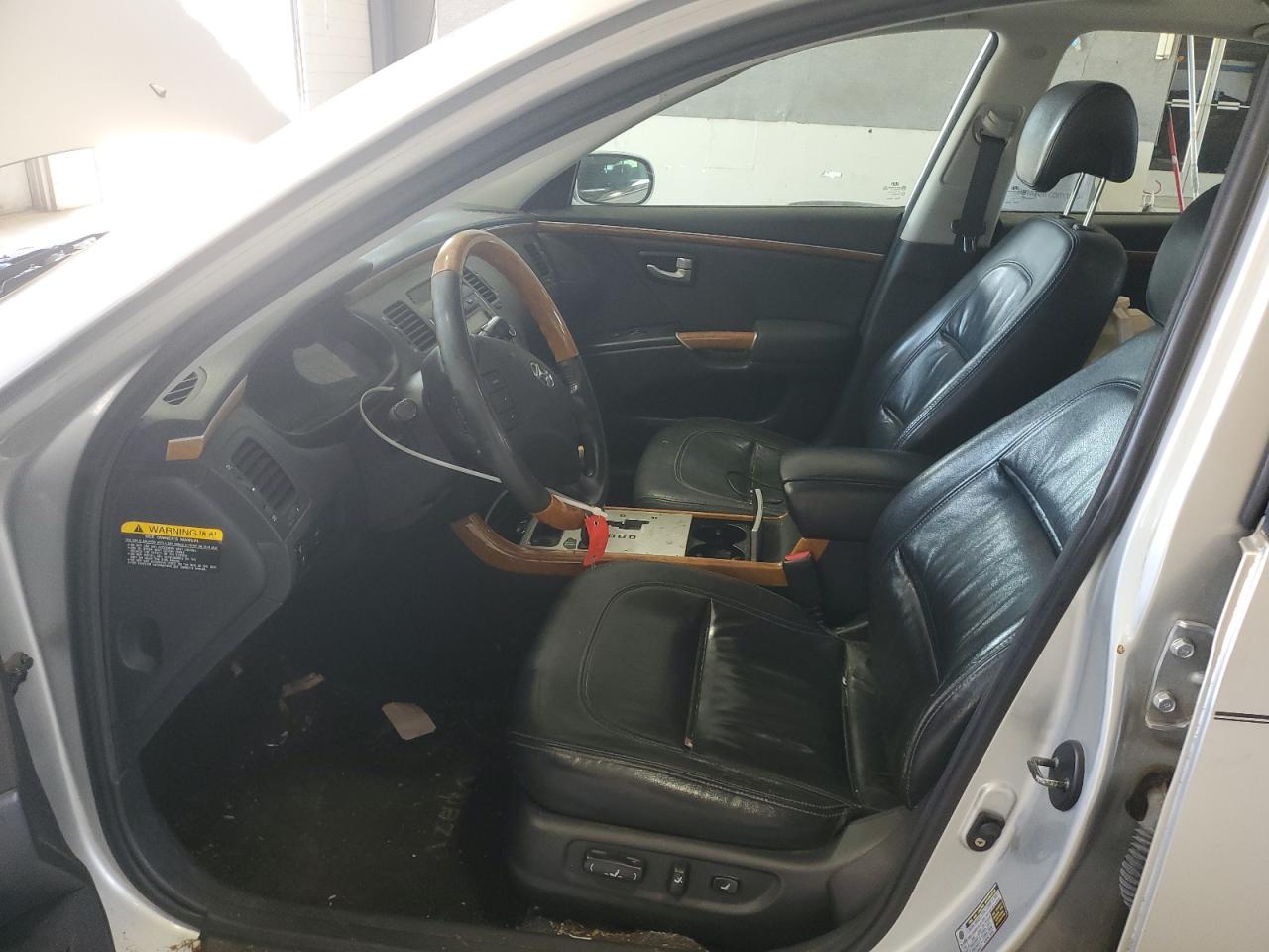2007 Hyundai Azera Se VIN: KMHFC46FX7A175179 Lot: 61747625