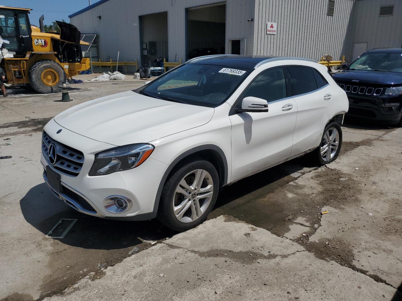 WDCTG4GB8JJ527667 MERCEDES-BENZ GLA-CLASS Photo 1