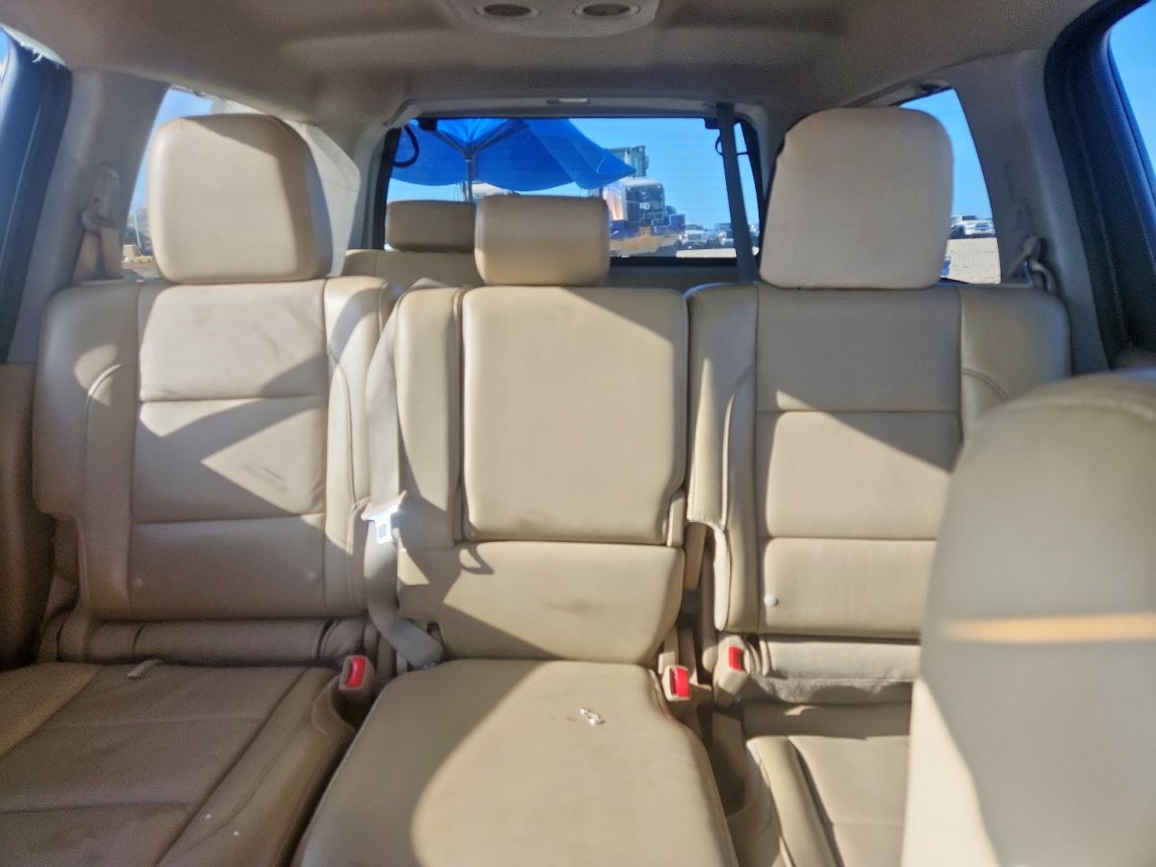 2015 Nissan Armada Sv VIN: 5N1BA0ND5FN621288 Lot: 62824475