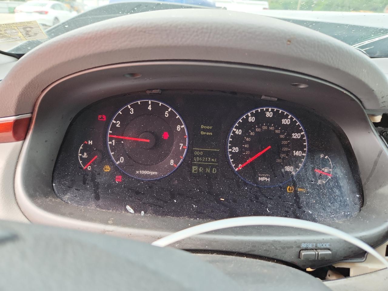 2008 Hyundai Azera Se VIN: KMHFC46F18A253303 Lot: 60263525