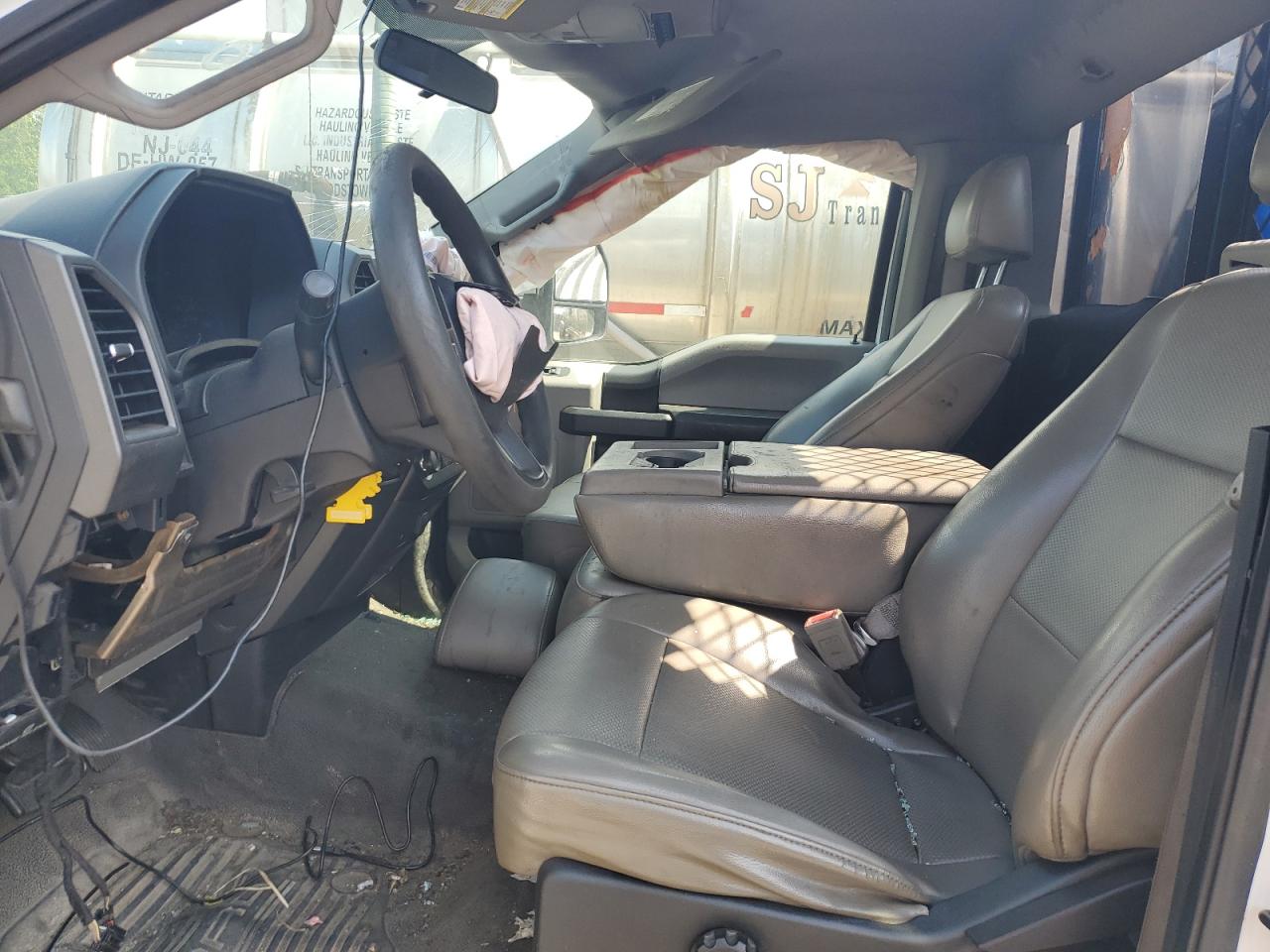 2018 Ford F450 Super Duty VIN: 1FDUF4GT4JDA00113 Lot: 59905555