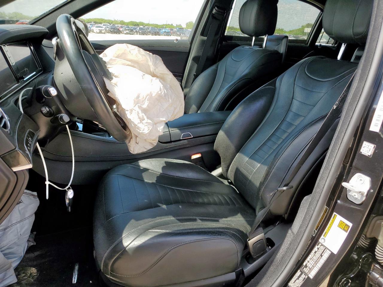 2015 Mercedes-Benz S 550 VIN: WDDUG8CB8FA084697 Lot: 62265845