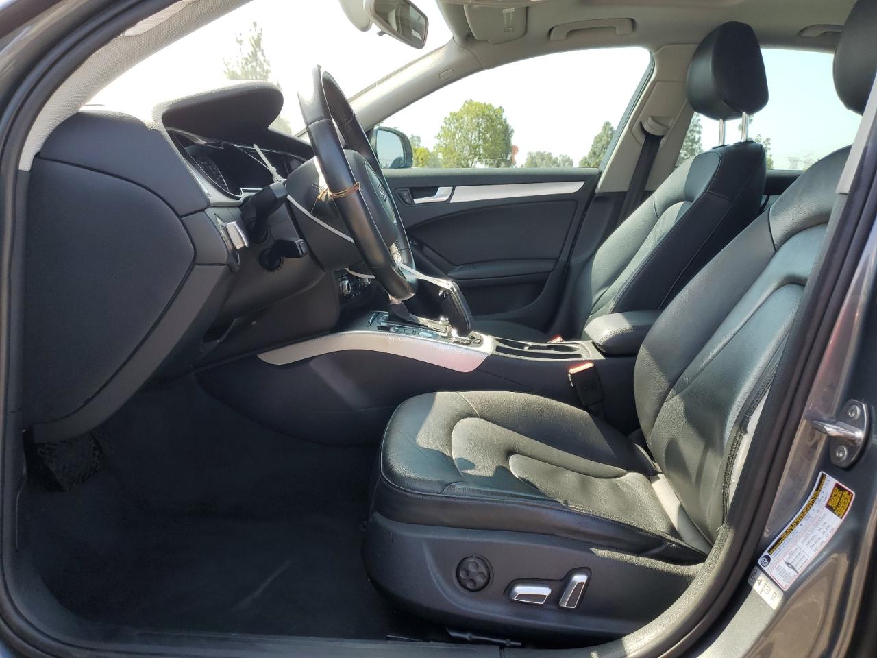 2016 Audi A4 Premium S-Line VIN: WAUAFAFL1GA012864 Lot: 61400975