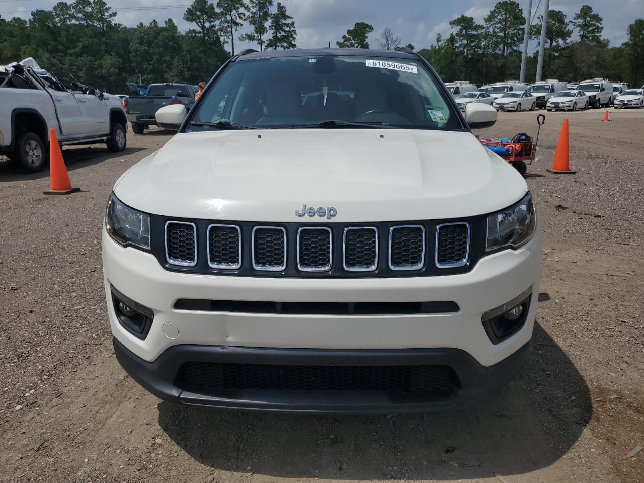 2018 Jeep Compass Latitude VIN: 3C4NJCBB3JT145069 Lot: 61859665