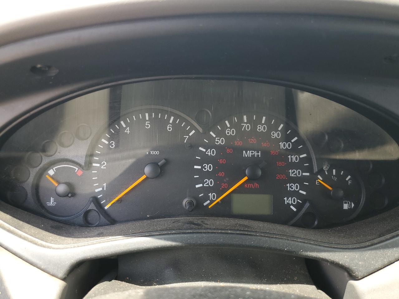 2000 Ford Focus Zx3 VIN: 3FAFP3138YR210184 Lot: 62863435