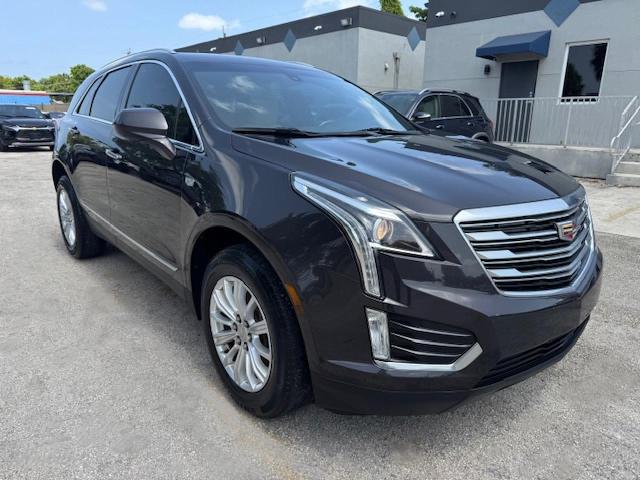  CADILLAC XT5 2019 Szary