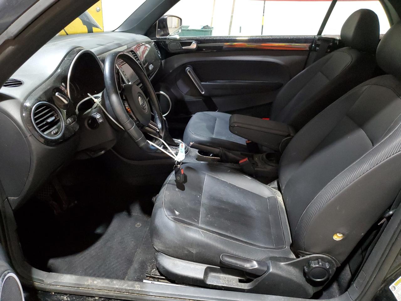 2013 Volkswagen Beetle VIN: 3VW5X7AT8DM816845 Lot: 60727815