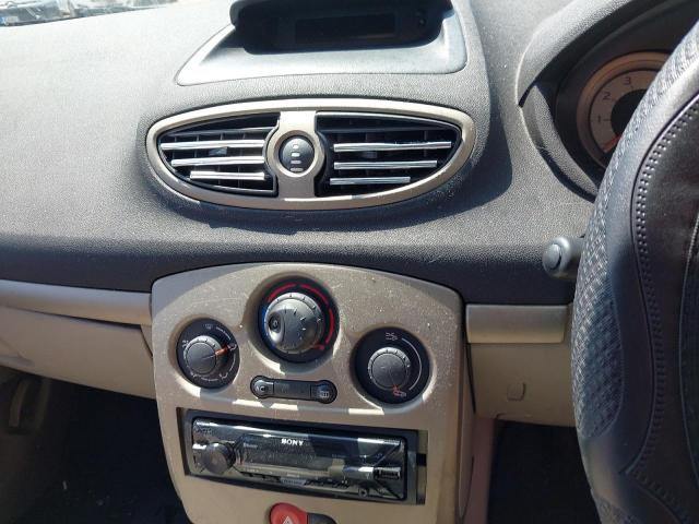 2006 RENAULT CLIO PRIVI
