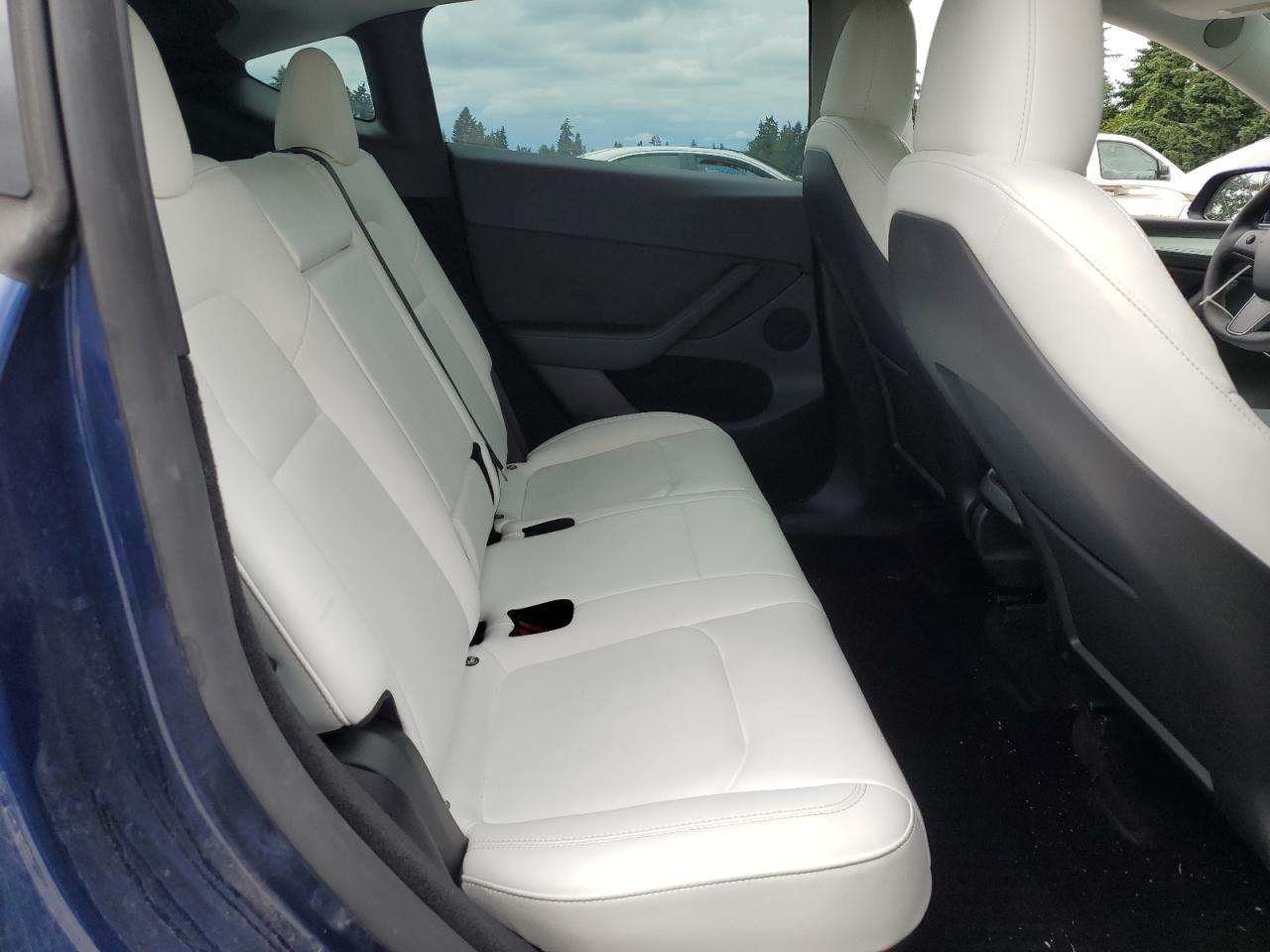 TESLA MODEL Y 2023 VIN 7SAYGDEE3PF811896 фото 11