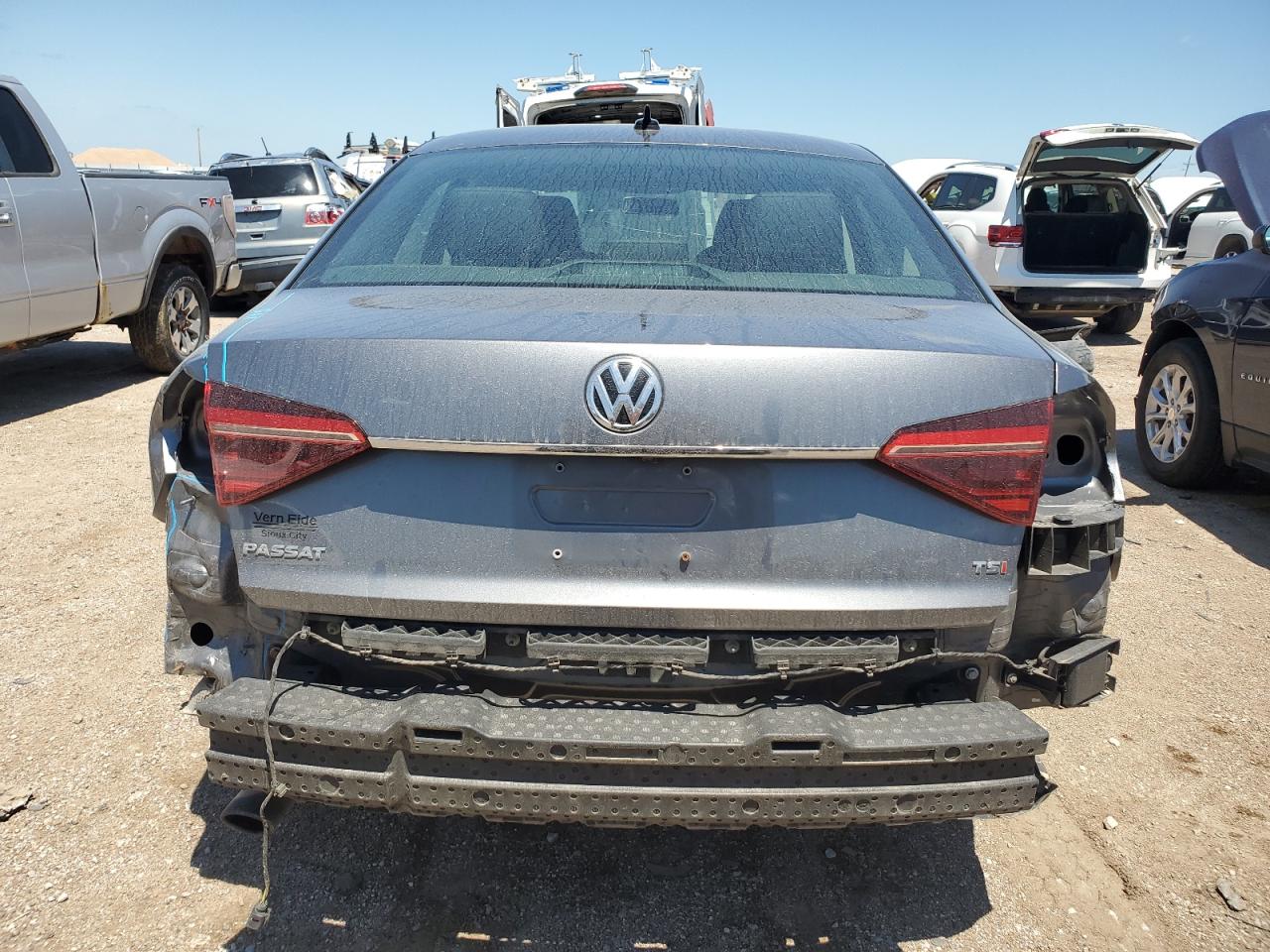2017 Volkswagen Passat R-Line VIN: 1VWDT7A33HC025833 Lot: 62127545