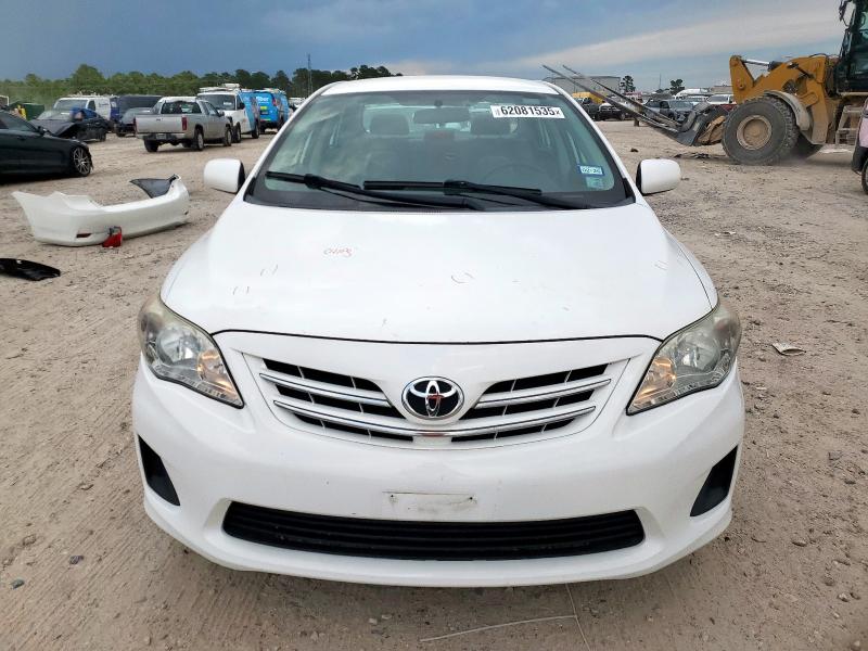  TOYOTA COROLLA 2013 Білий