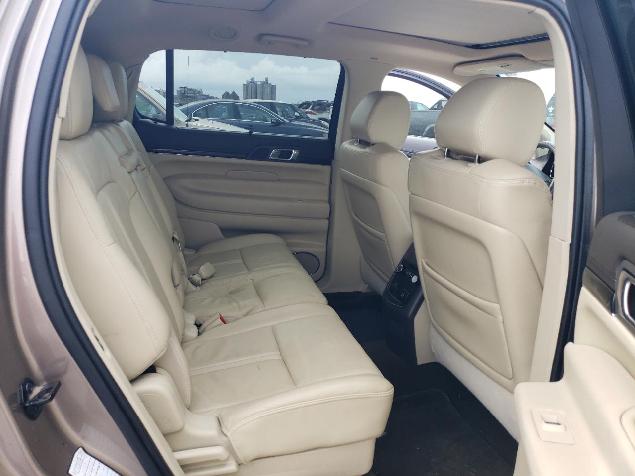 2019 Lincoln Mkt VIN: 2LMHJ5ATXKBL01852 Lot: 61165665