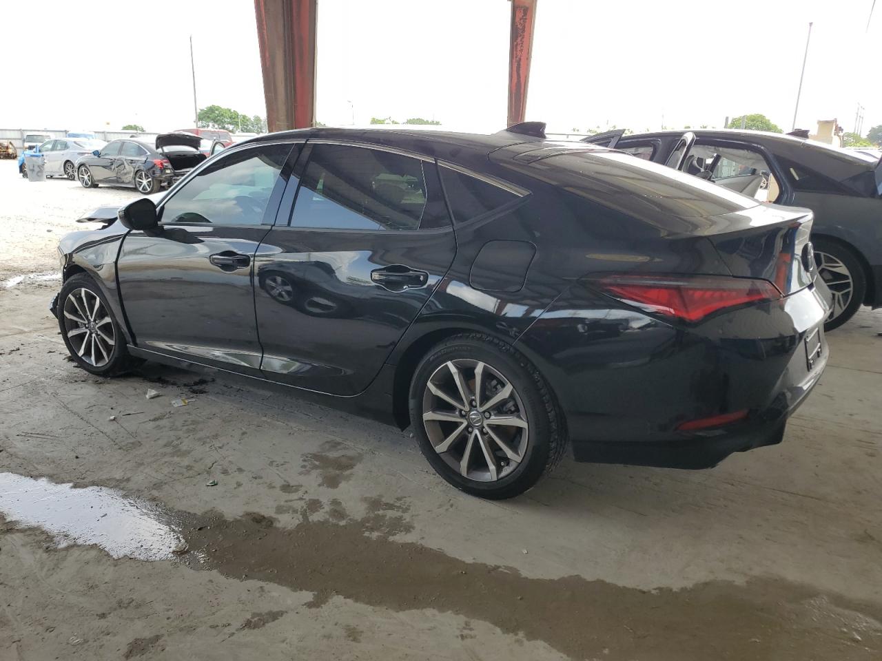 Фото: 19UDE4H28SA008653