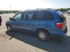 2005 Chrysler Town & Country Touring للبيع في Glassboro، NJ - Normal Wear