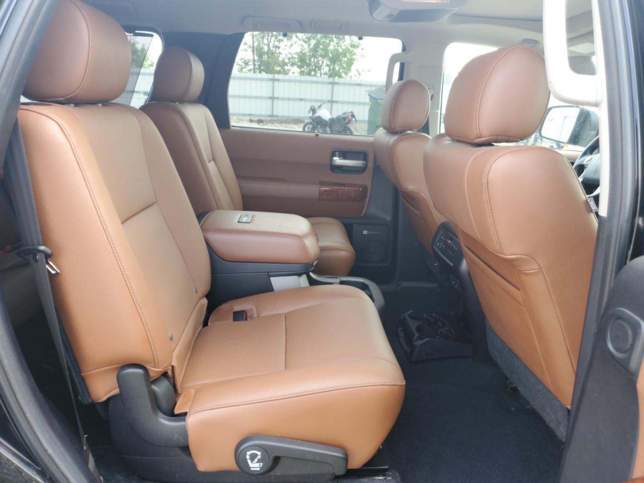 2021 Toyota Sequoia Platinum VIN: 5TDGY5B15MS184249 Lot: 59838205