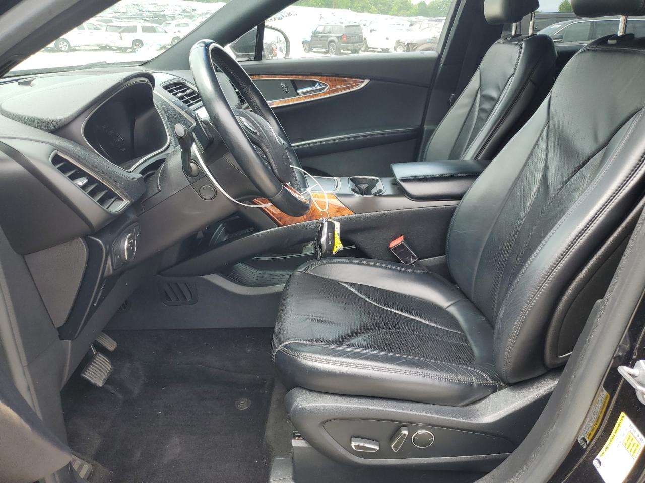 2016 Lincoln Mkx Reserve VIN: 2LMTJ8LR0GBL75656 Lot: 61785705