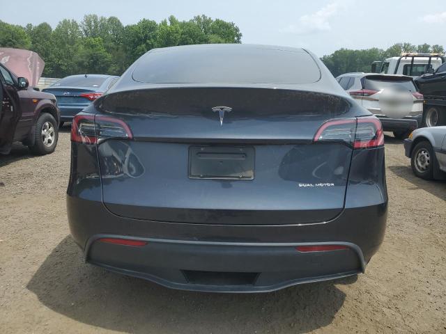  TESLA MODEL Y 2024 Szary