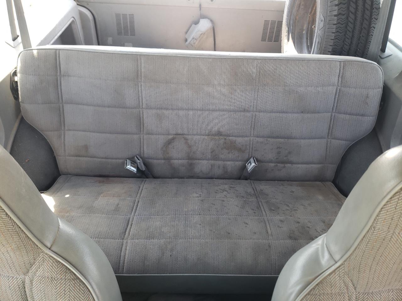 1996 Jeep Cherokee Se VIN: 1J4FJ28S2TL200691 Lot: 60932315