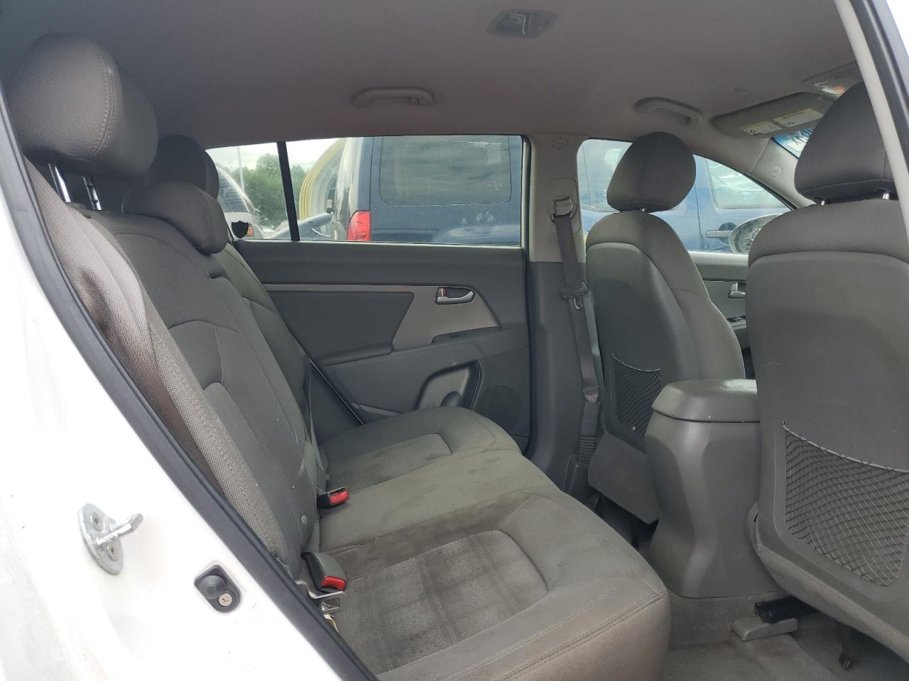 2012 Kia Sportage Base VIN: KNDPB3A28C7215566 Lot: 61909095
