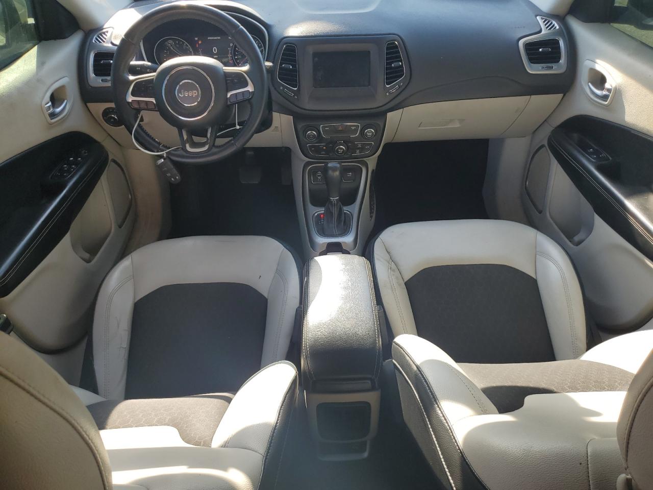 2018 Jeep Compass Latitude VIN: 3C4NJCBB3JT271710 Lot: 61547015