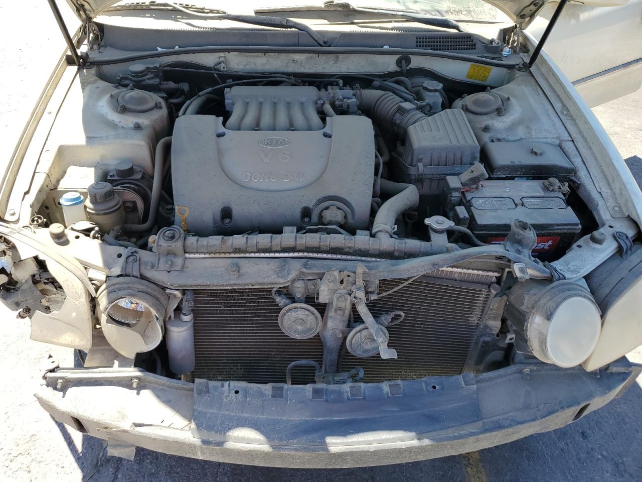 2004 Kia Optima Lx VIN: KNAGD128445308824 Lot: 62962595