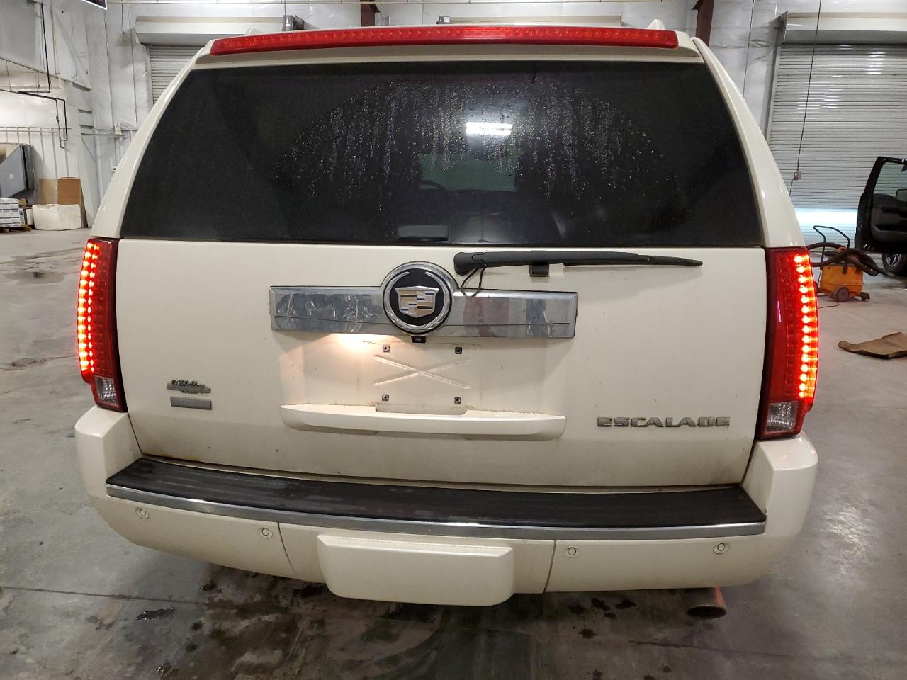 2009 Cadillac Escalade Luxury VIN: 1GYFK23299R206269 Lot: 62164745