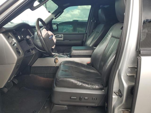  FORD EXPEDITION 2013 Серебристый