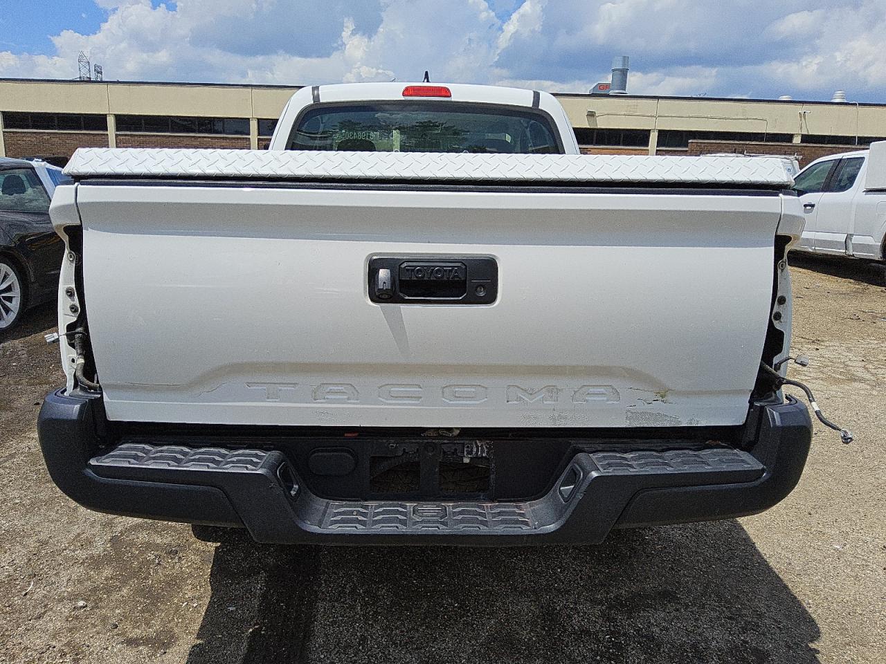 2016 Toyota Tacoma Access Cab VIN: 5TFRX5GN9GX057039 Lot: 61984305