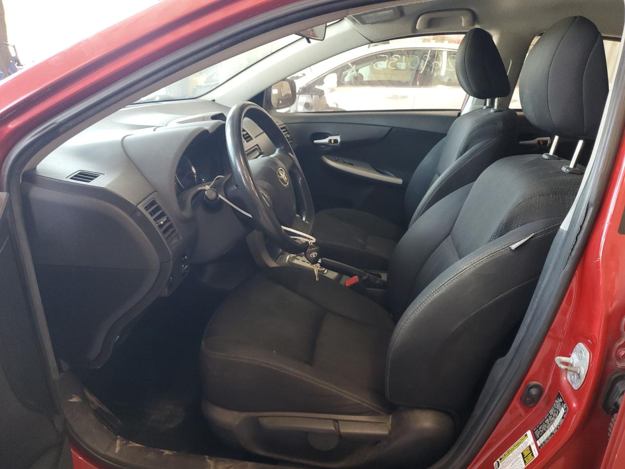 TOYOTA COROLLA 2012 VIN 2T1BU4EE4CC888352 zdjęcie 7