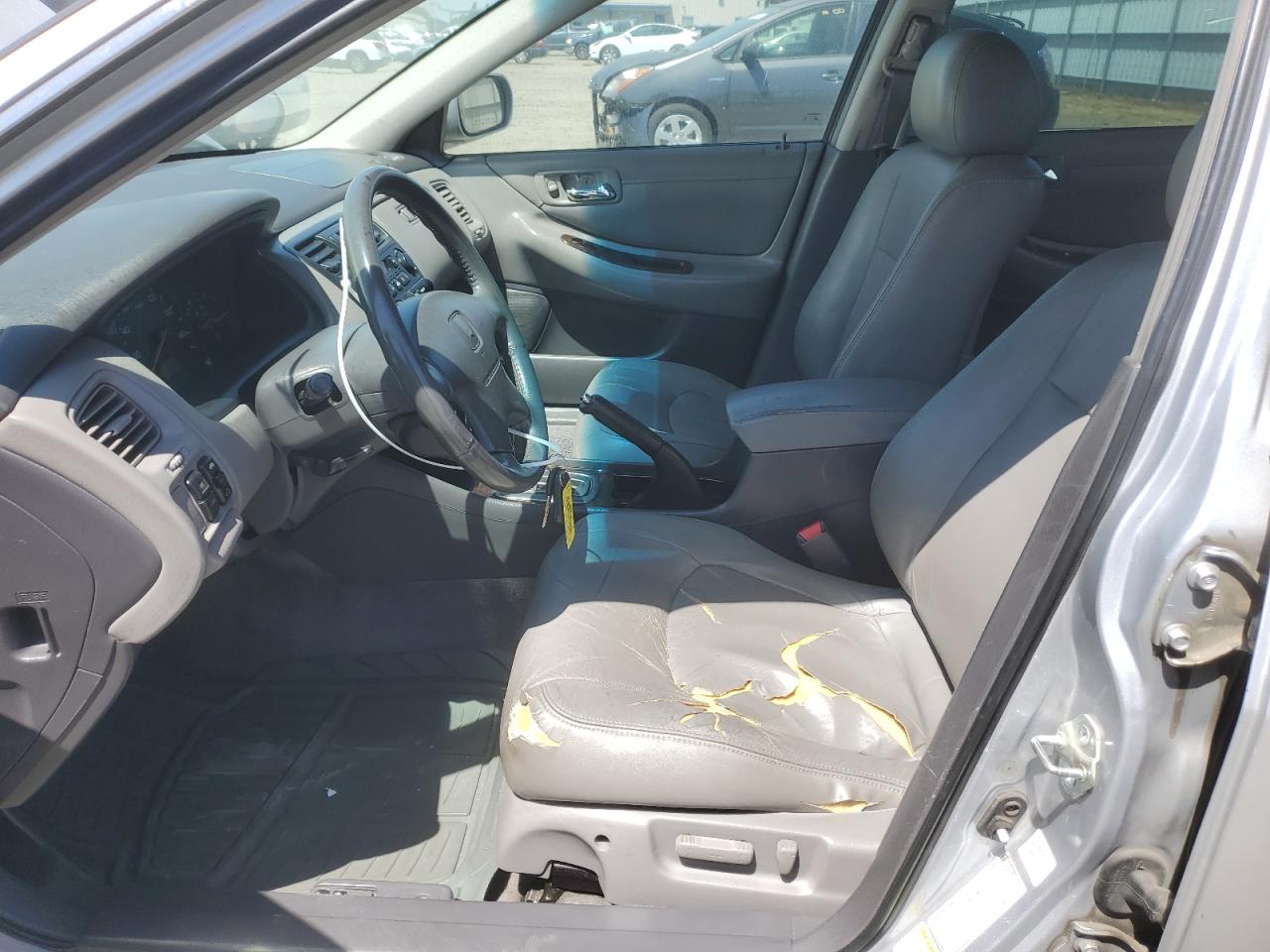 2001 Honda Accord Ex VIN: 1HGCG16561A050884 Lot: 60675525