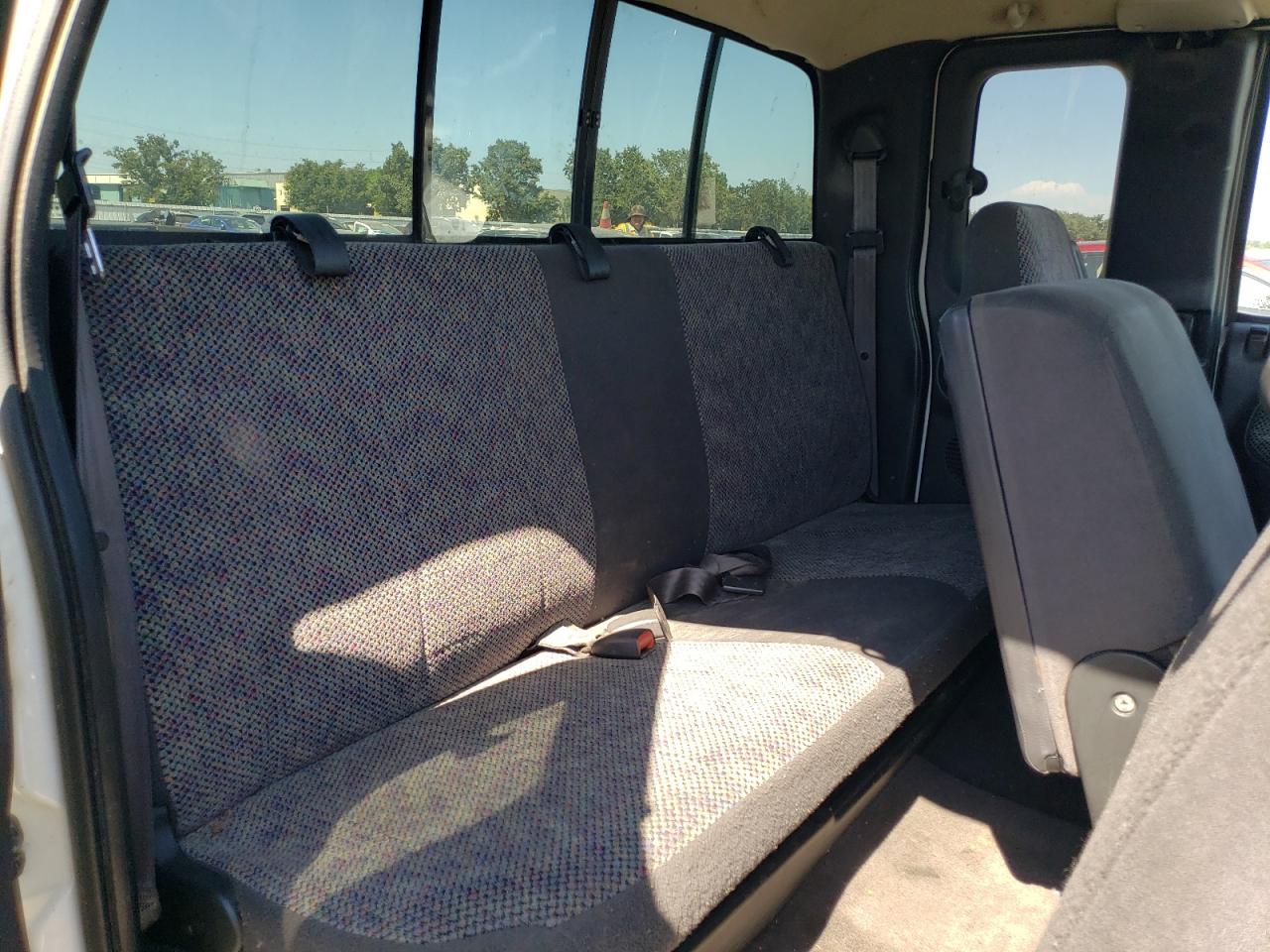 2001 Dodge Ram 2500 VIN: 3B7KC23Z91G772547 Lot: 63025915