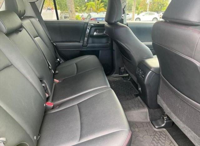  TOYOTA 4RUNNER 2022 Zielony