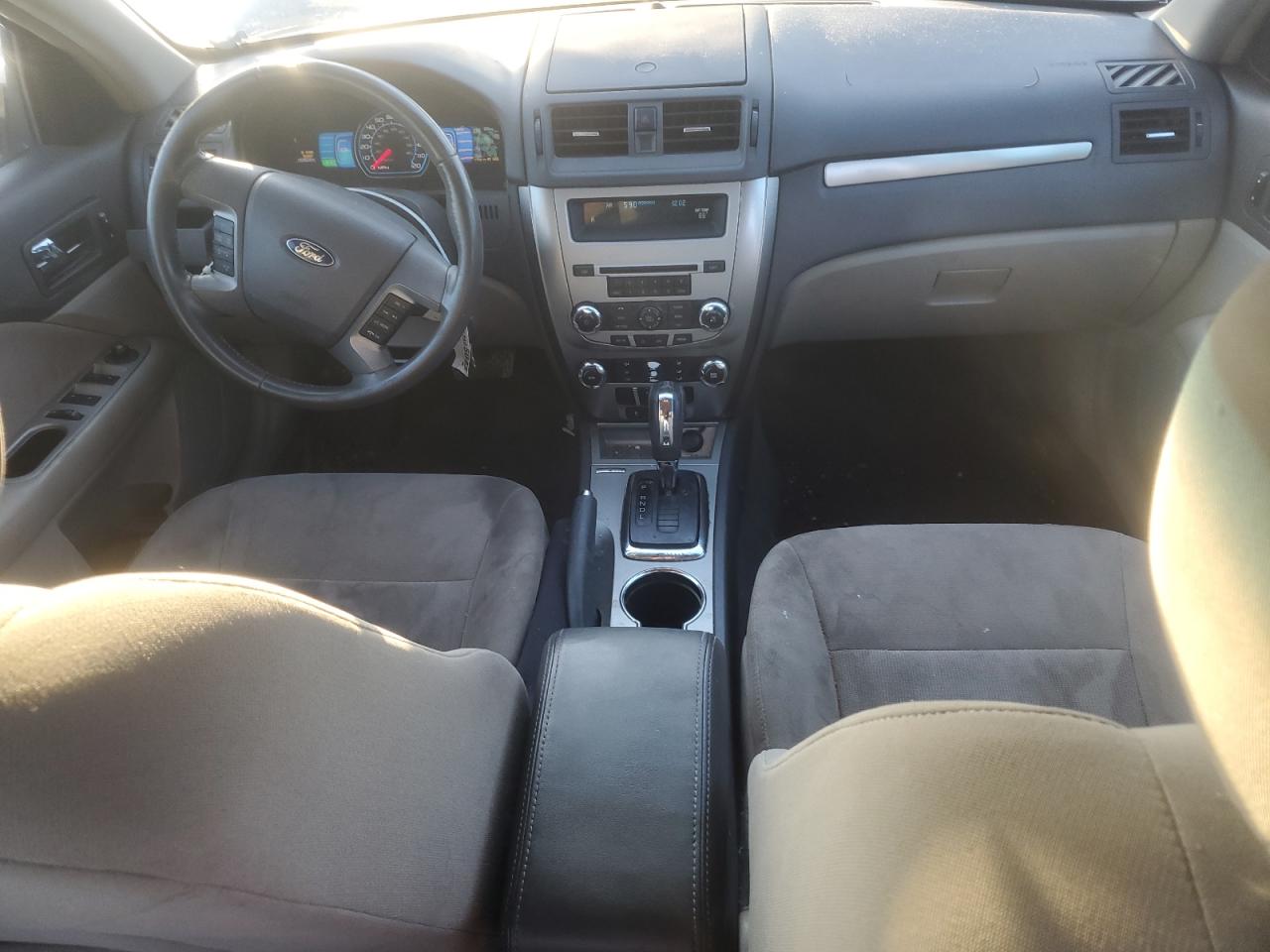 2010 Ford Fusion Hybrid VIN: 3FADP0L37AR418775 Lot: 60482305