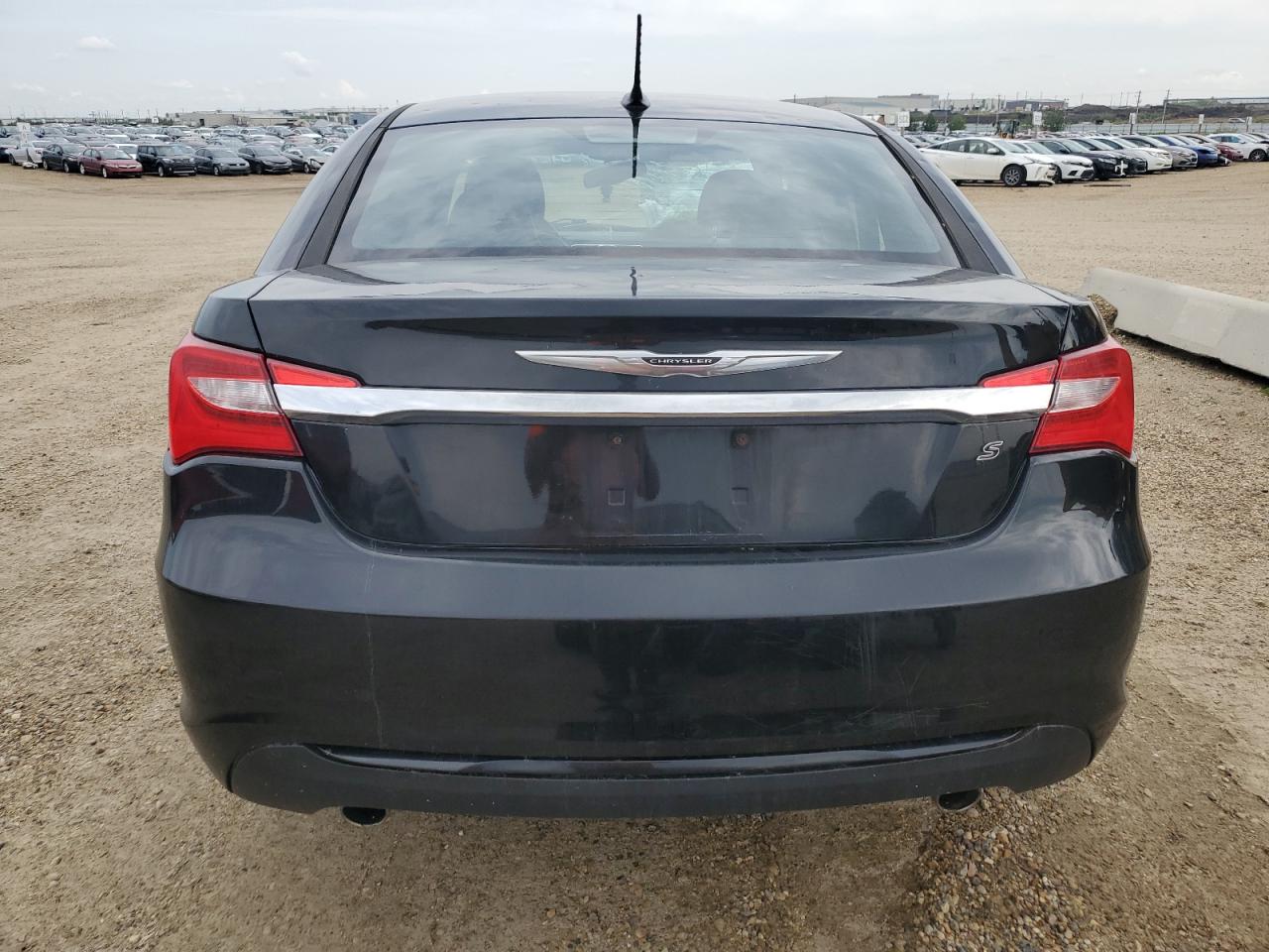 2011 Chrysler 200 S VIN: 1C3BC8FG4BN610500 Lot: 61966985