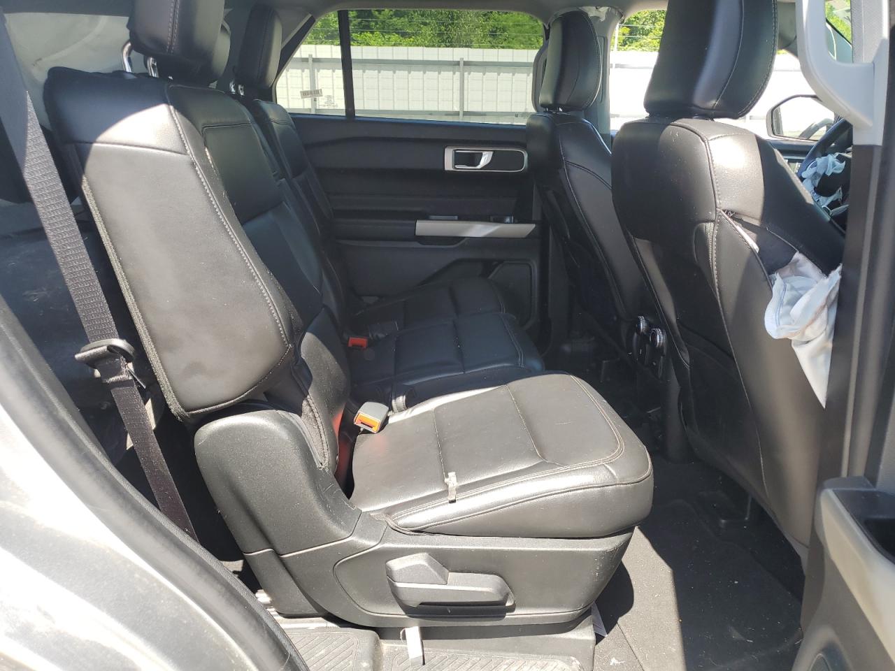 2022 Ford Explorer Xlt VIN: 1FMSK8DH5NGB03927 Lot: 61535815