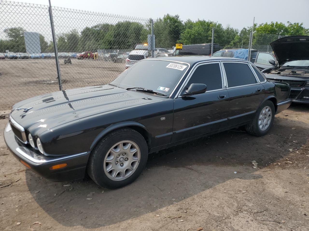 2001 Jaguar Xj8