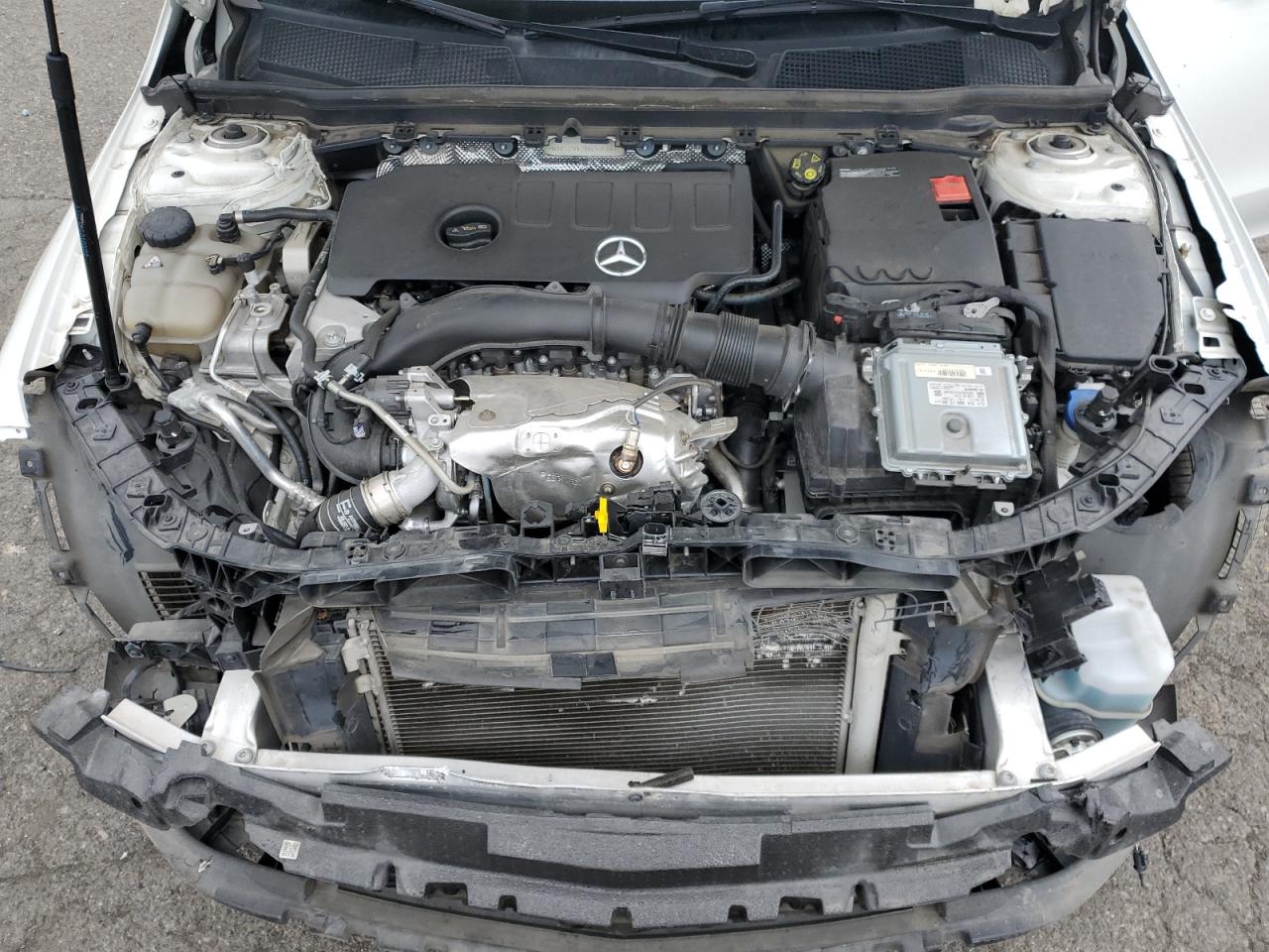 MERCEDES-BENZ CLA-CLASS 2022 VIN W1K5J4HB4NN261986 photo 11