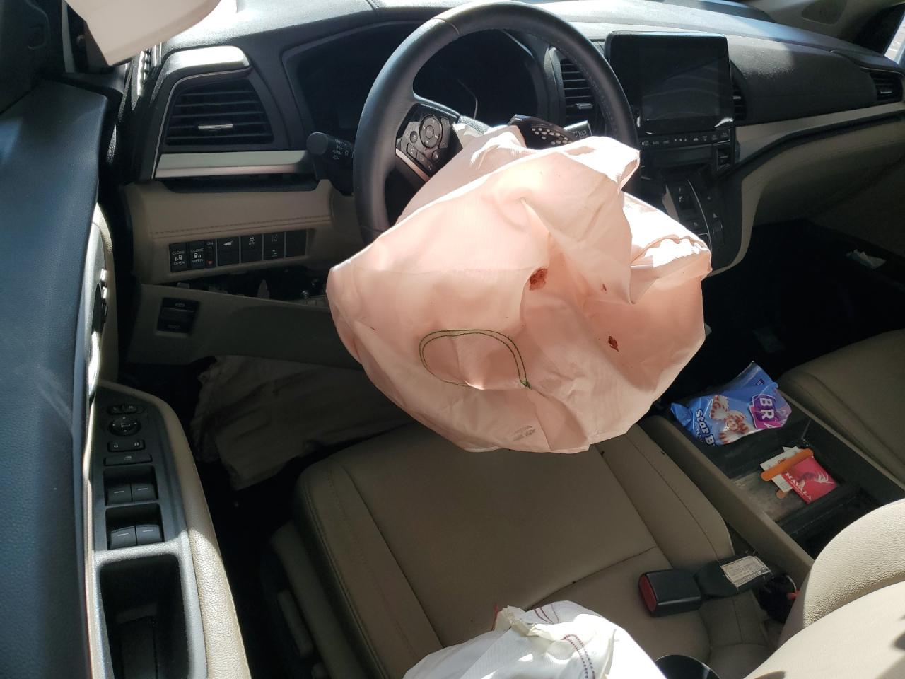 HONDA All Models 2019 VIN 5FNRL6H76KB016405 photo 8