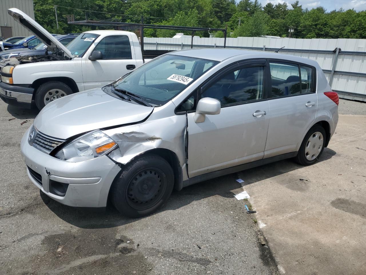 2008 Nissan Versa S იყიდება Exeter-ში, RI - Front End