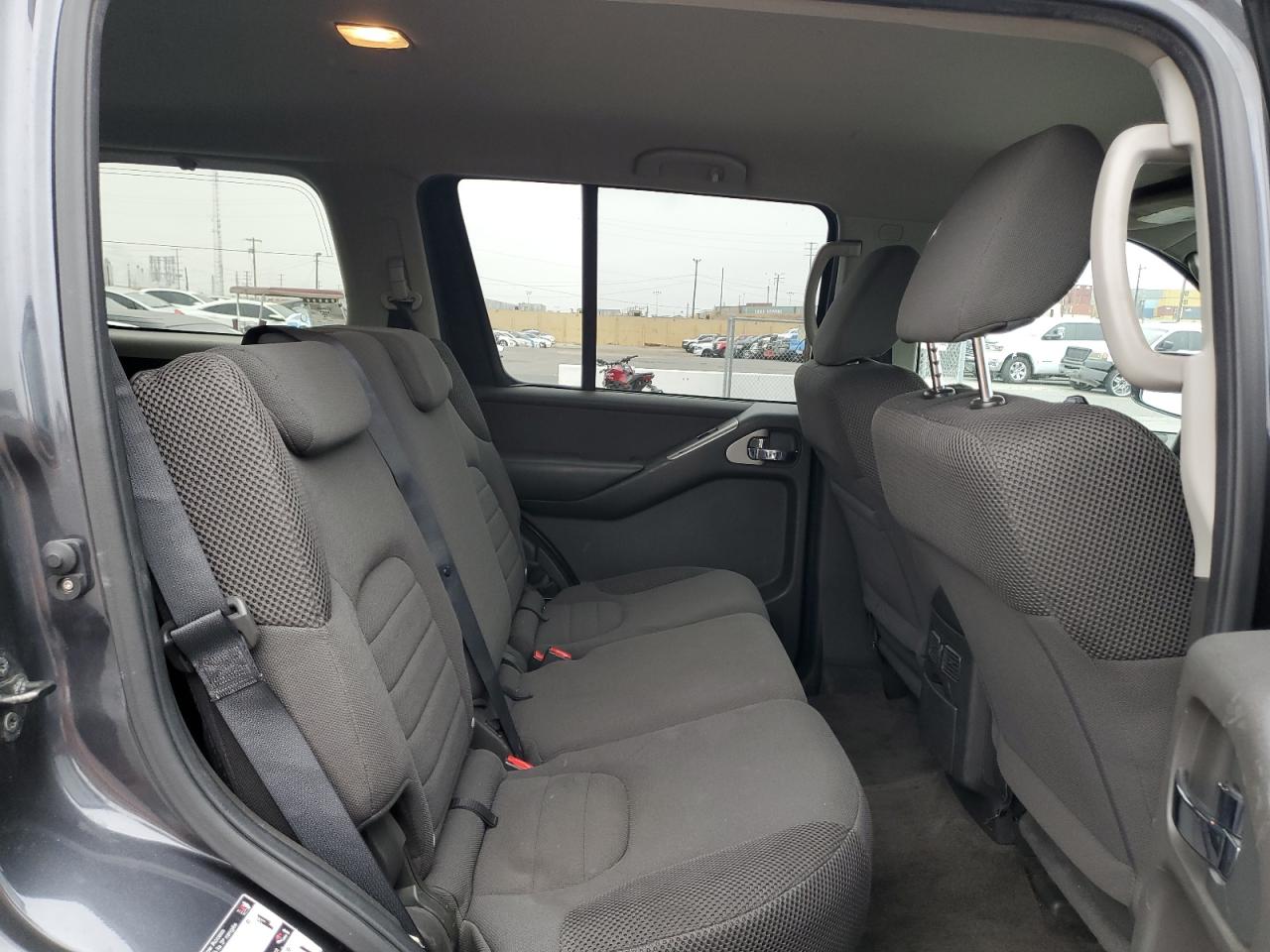 2010 Nissan Pathfinder S VIN: 5N1AR1NB2AC617678 Lot: 60283515