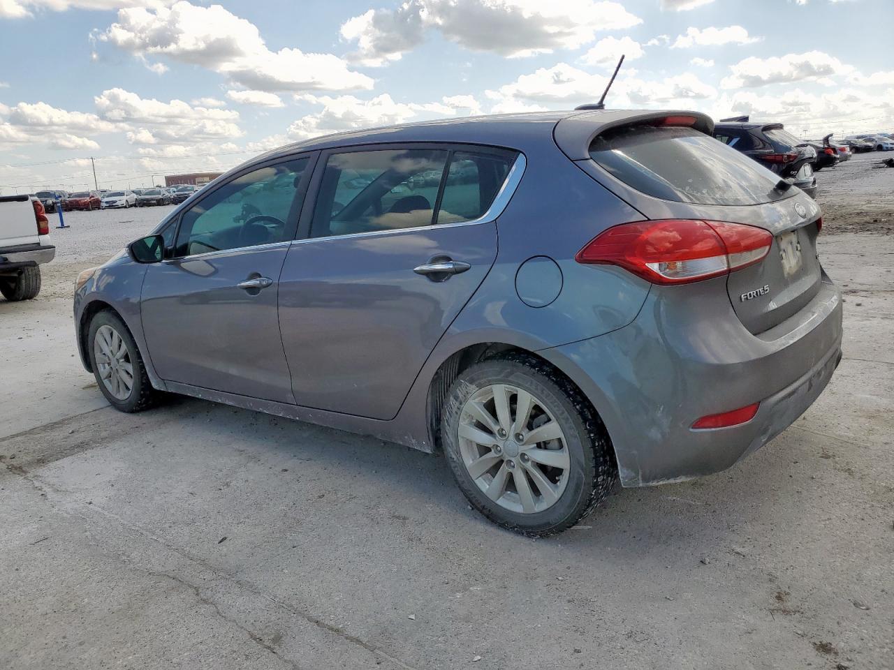 KIA FORTE 2014 VIN KNAFX5A8XE5246326 фото 2