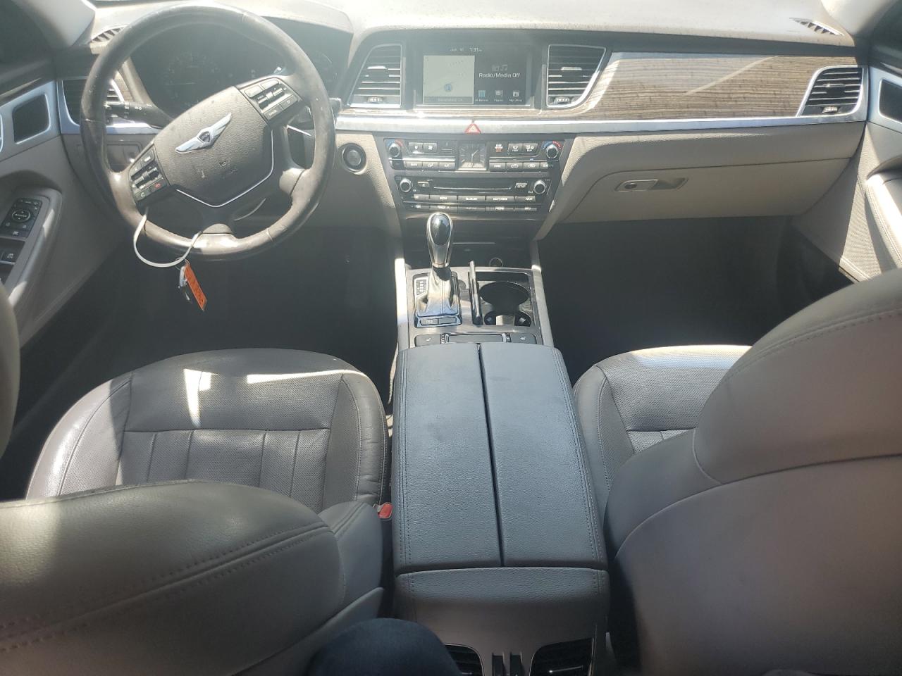 2015 Hyundai Genesis 3.8L VIN: KMHGN4JE1FU102678 Lot: 59399205