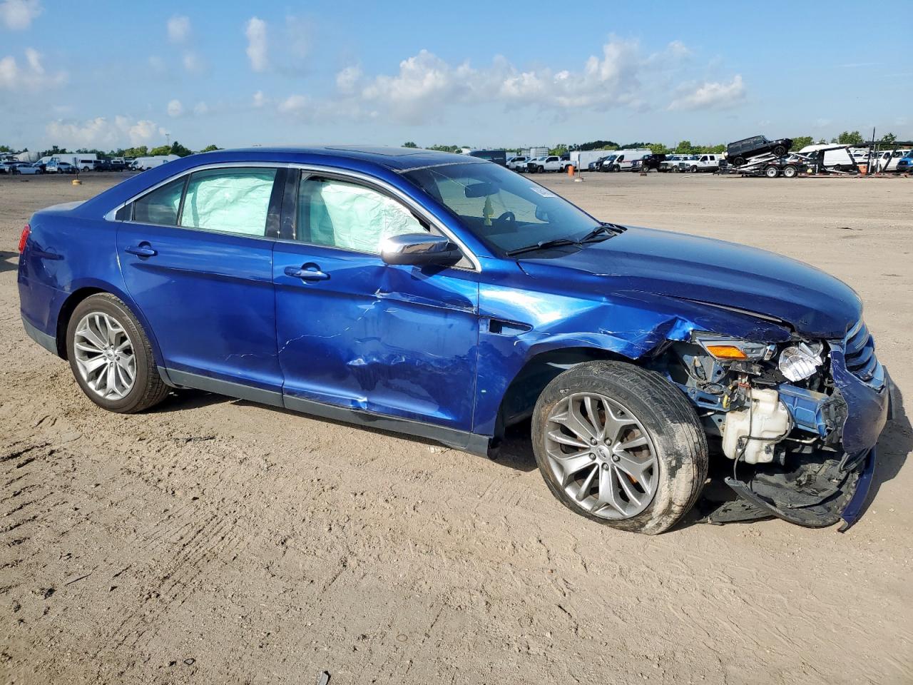 FORD TAURUS 2013 VIN 1FAHP2F8XDG146464 photo 4