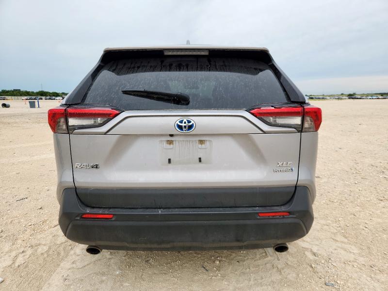  TOYOTA RAV4 2021 Srebrny