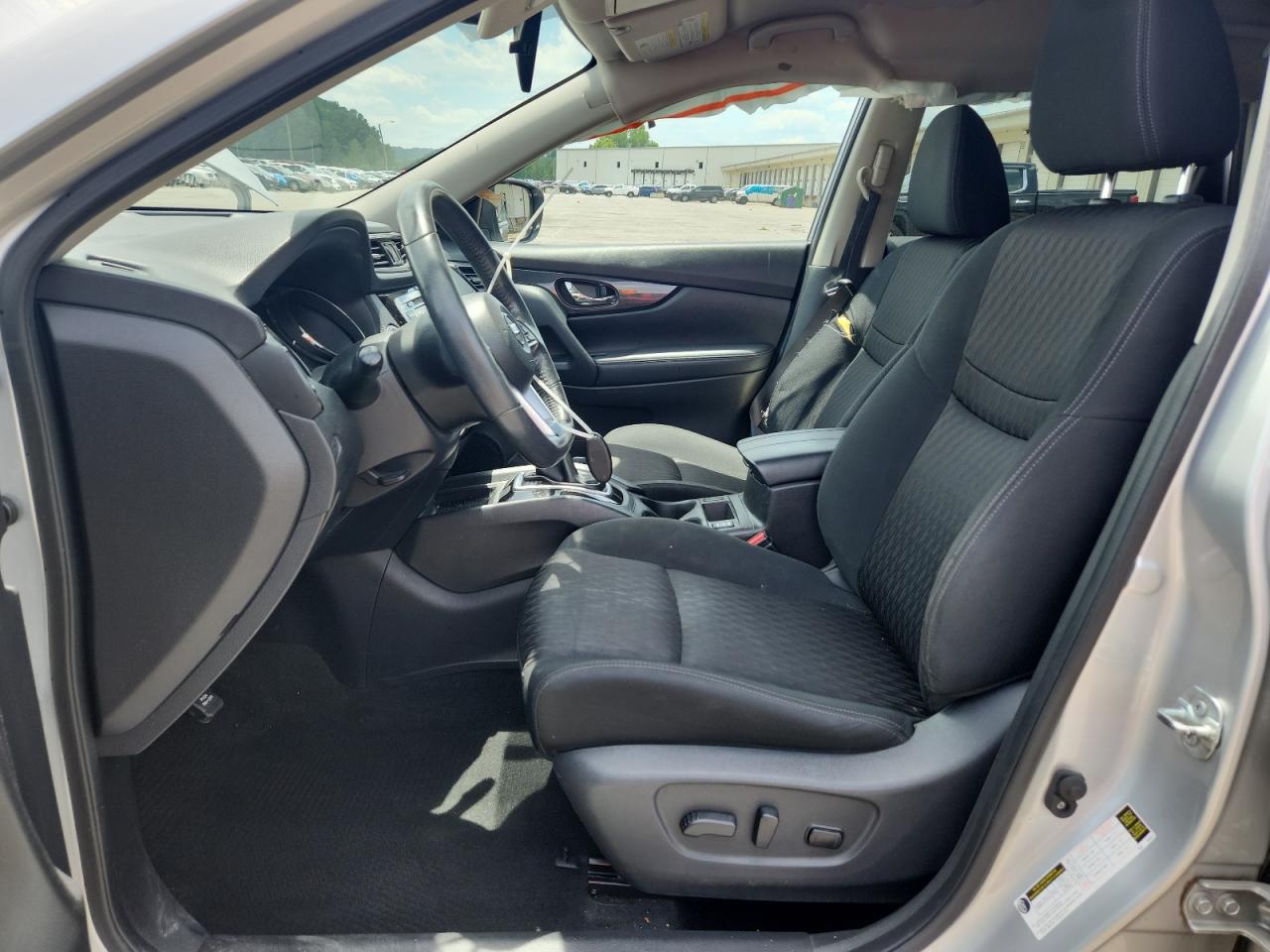 2018 Nissan Rogue S VIN: KNMAT2MT2JP569291 Lot: 62078375